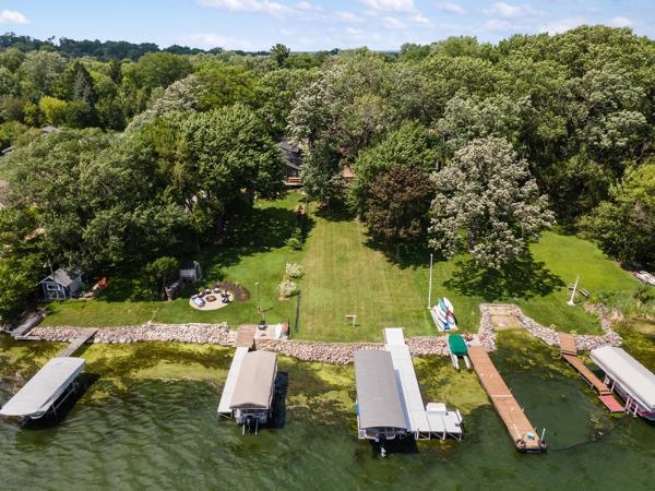 1004 Birch Haven Road Monona, WI 53716 - Photo 10 of 52