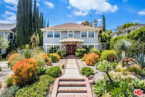 $2,995,000 | 257 South Van Ness Avenue, Los Angeles, CA 90004