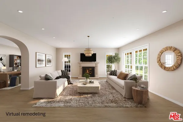 $2,995,000 | 257 South Van Ness Avenue, Los Angeles, CA 90004