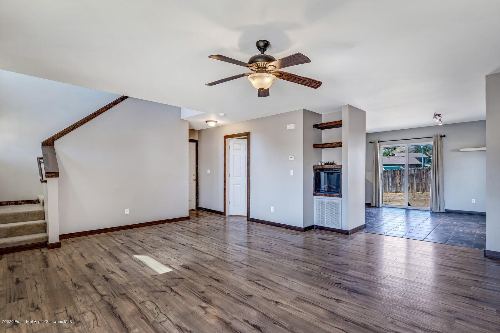 2609 Cheyenne Court Rifle, CO 81650 - Photo 3 of 15 Living room