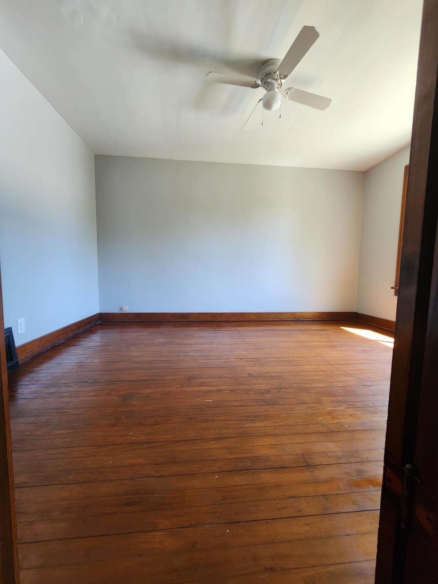 1604 Main Street Union Grove, WI 53182 - Photo 33 of 56 1000053729
