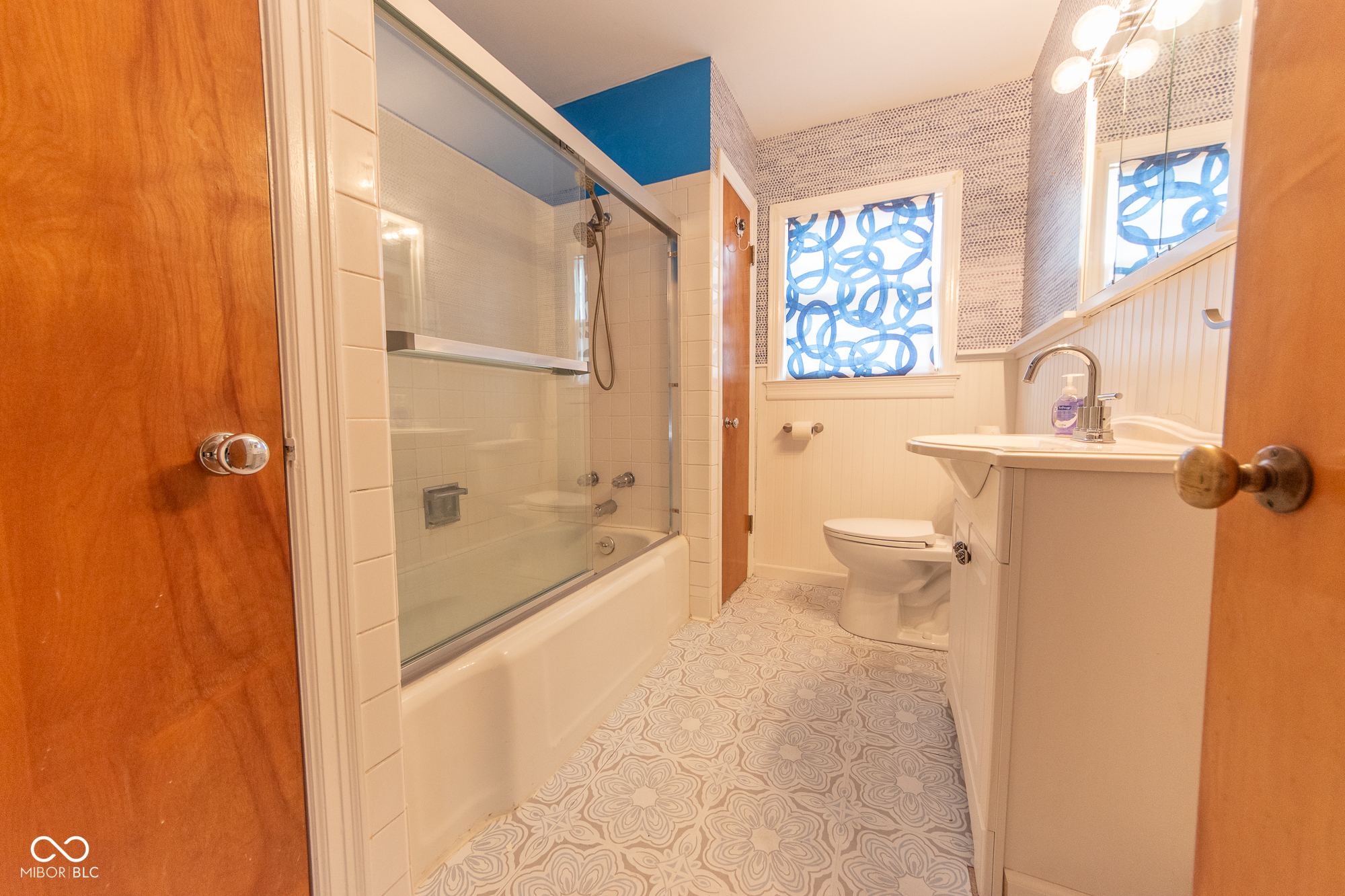 2429 Washington Street Columbus, IN 47201 - Photo 13 of 27