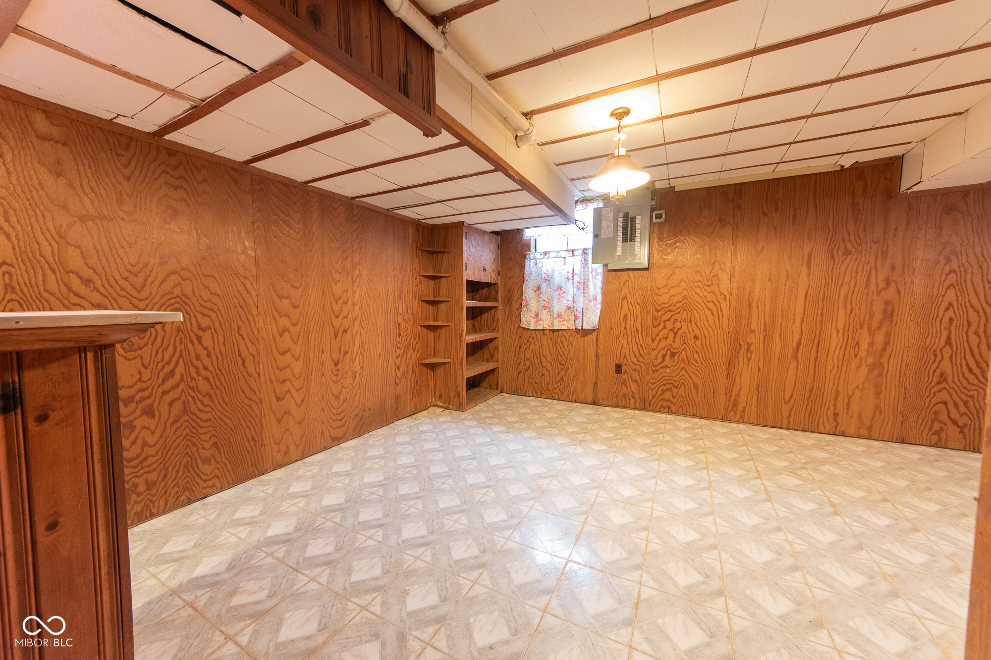 2429 Washington Street Columbus, IN 47201 - Photo 21 of 27