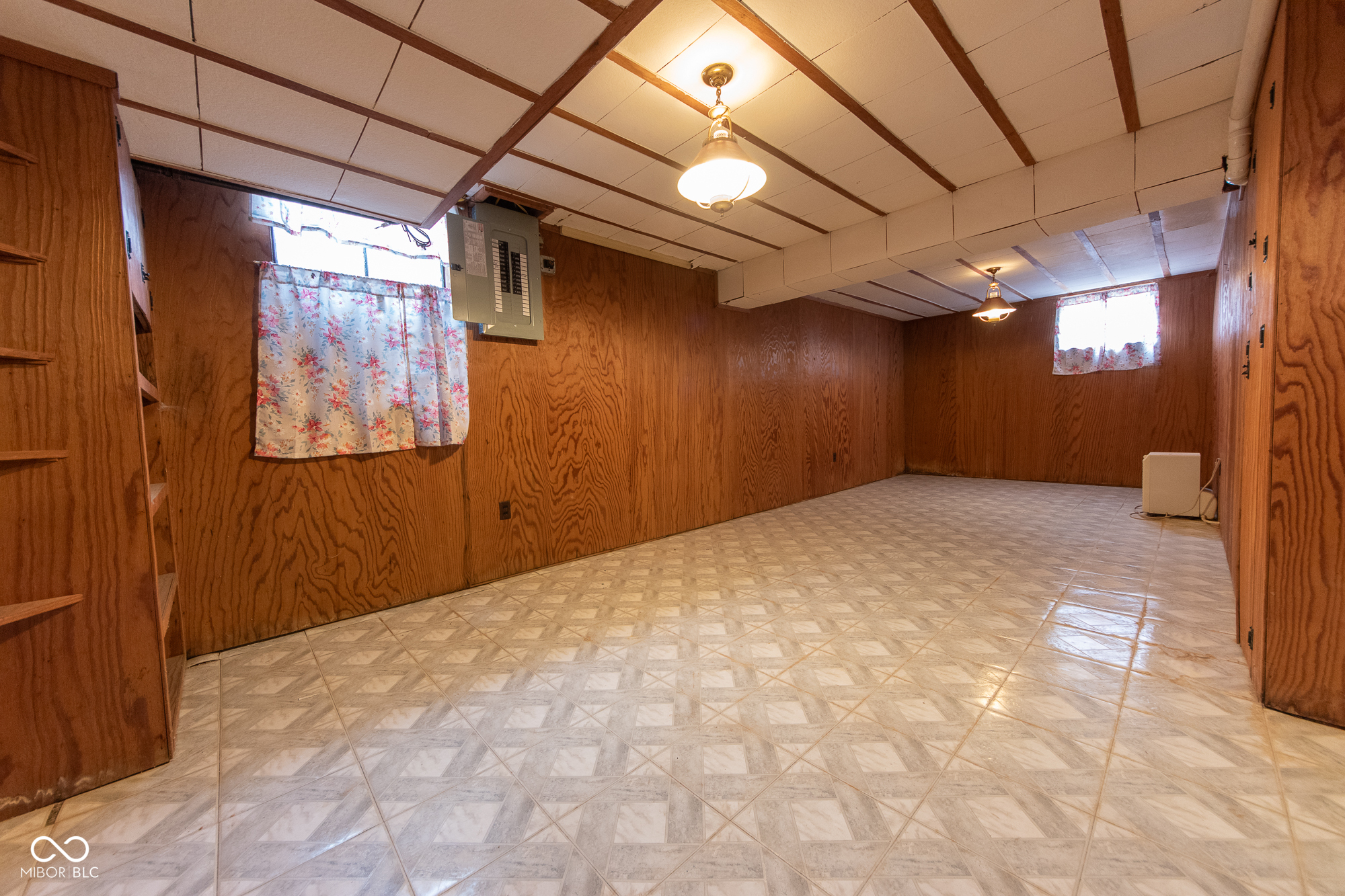 2429 Washington Street Columbus, IN 47201 - Photo 22 of 27