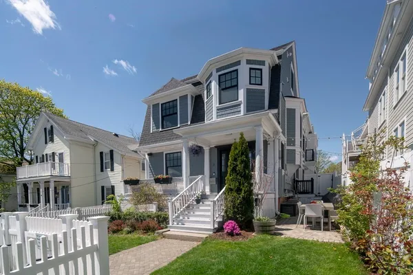 $10,000 | 36 Laurel Street, Unit 1, Somerville, MA 02143
