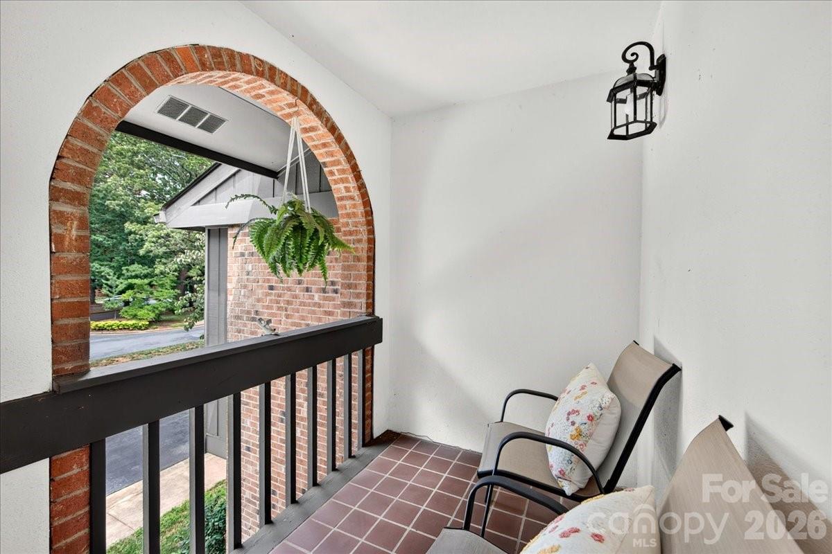5811 Sharon Road, Unit F Charlotte, NC 28210 - Photo 19 of 43