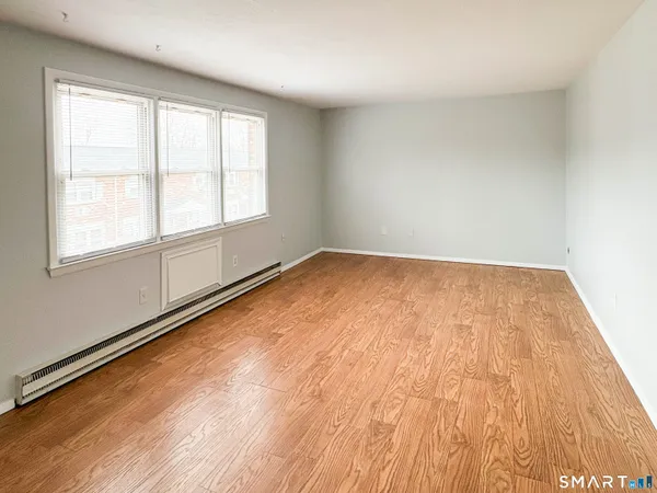 $1,495 | 53 Hiltbrand Road, Unit 310, Bristol, CT 06010