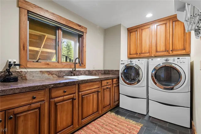 $5,490,000 | 451 Jill Court, Incline Village, NV 89451