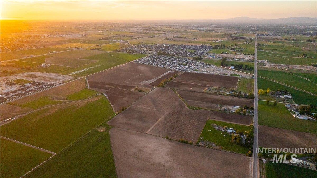 2303 North Locust Grove Road Kuna, ID 83634 - Photo 26 of 32