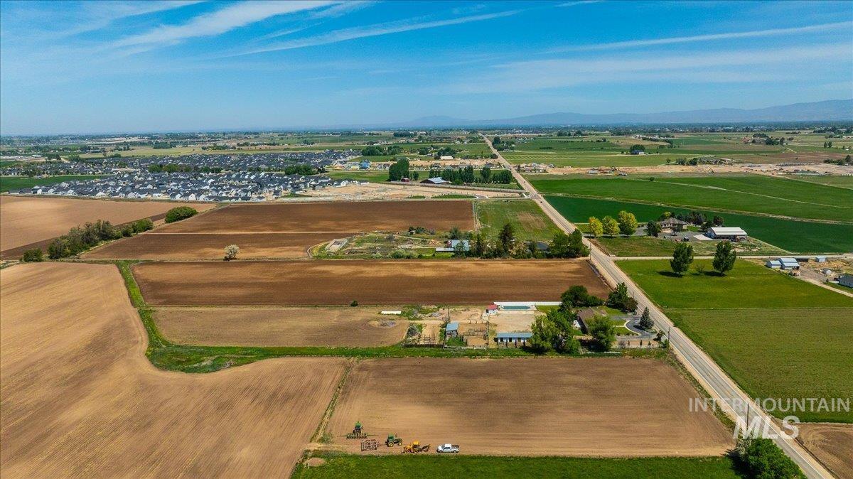 2303 North Locust Grove Road Kuna, ID 83634 - Photo 29 of 32