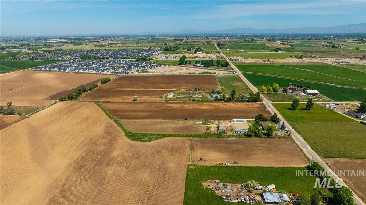 2303 North Locust Grove Road Kuna, ID 83634 - Photo 30 of 32