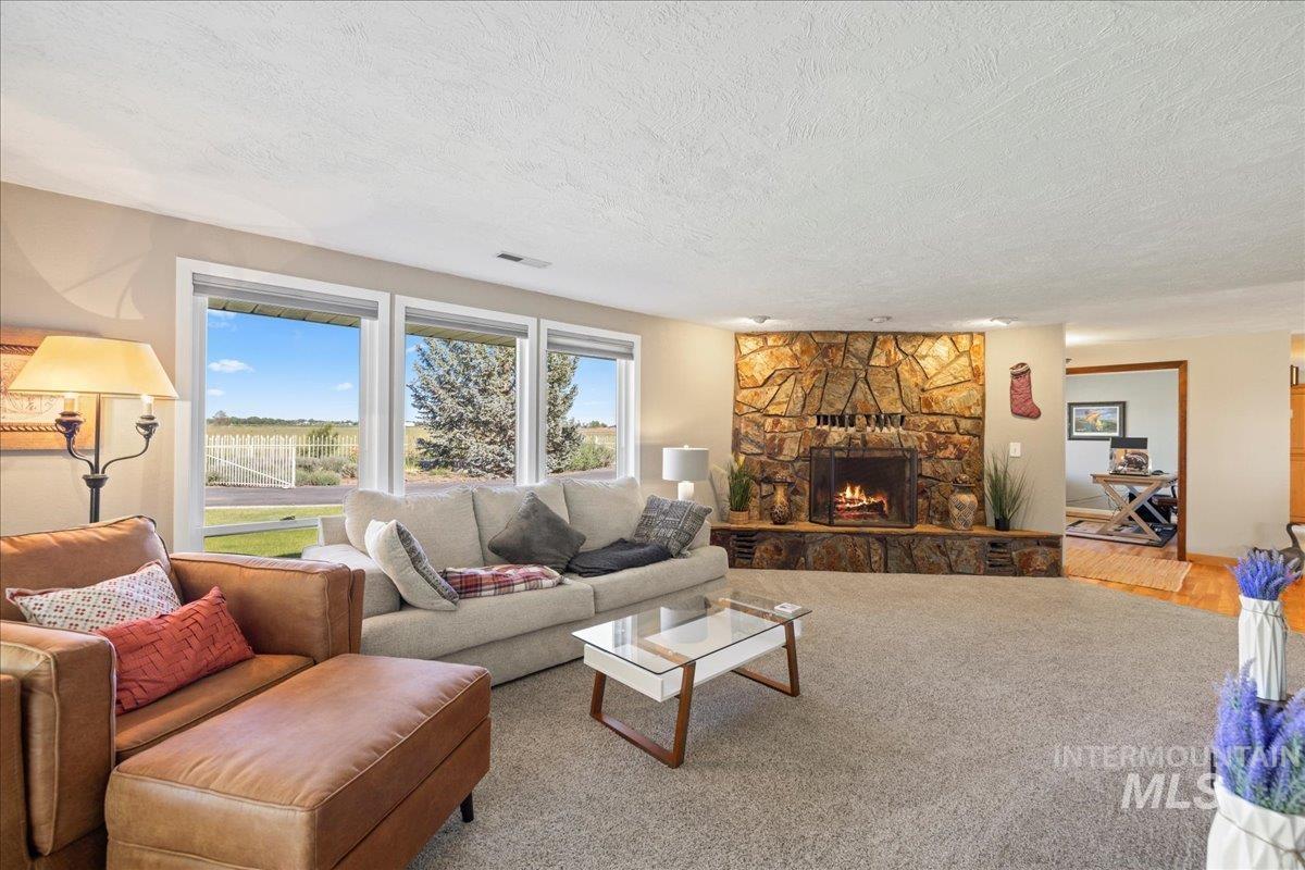 2303 North Locust Grove Road Kuna, ID 83634 - Photo 5 of 32