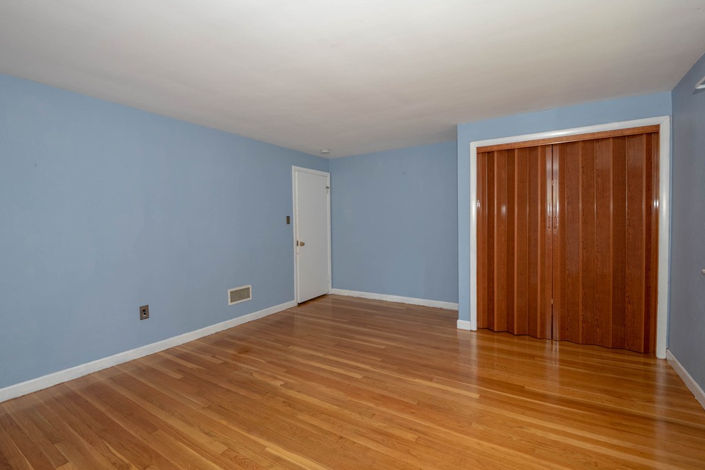 19 Myles Road Peabody, MA 01960 - Photo 12 of 30 Gallery Image 12