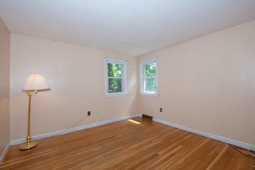19 Myles Road Peabody, MA 01960 - Photo 13 of 30 Gallery Image 13