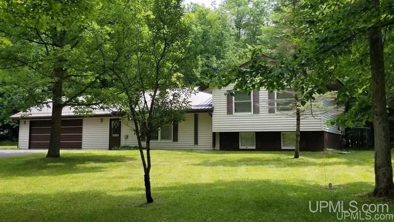 137 Michaels Road Iron River, MI 49935 - Photo 3 of 46 Gallery Image 3
