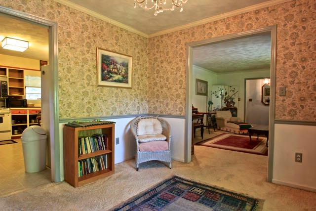 2526 Nottingham Road Southeast Roanoke, VA 24014 - Photo 17 of 30 HOME-FOR-SALE-IN-SOUTH-ROANOKE-VA17
