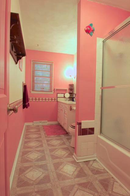 2526 Nottingham Road Southeast Roanoke, VA 24014 - Photo 21 of 30 HOME-FOR-SALE-IN-SOUTH-ROANOKE-VA21
