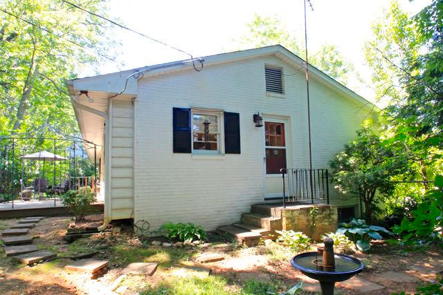 2526 Nottingham Road Southeast Roanoke, VA 24014 - Photo 6 of 30 HOME-FOR-SALE-IN-SOUTH-ROANOKE-VA06