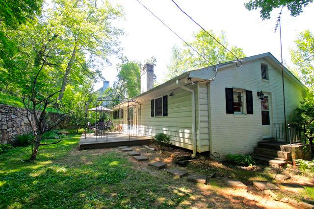 2526 Nottingham Road Southeast Roanoke, VA 24014 - Photo 7 of 30 HOME-FOR-SALE-IN-SOUTH-ROANOKE-VA07