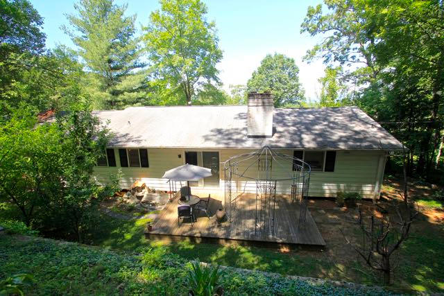 2526 Nottingham Road Southeast Roanoke, VA 24014 - Photo 8 of 30 HOME-FOR-SALE-IN-SOUTH-ROANOKE-VA08