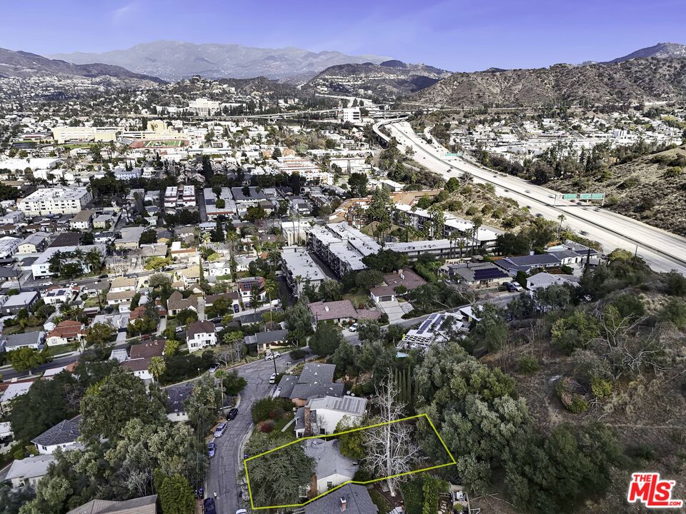 916 Highline Road Glendale, CA 91205 - Photo 16 of 57