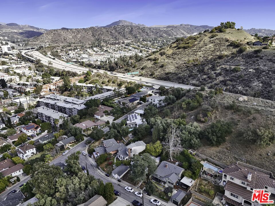 916 Highline Road Glendale, CA 91205 - Photo 19 of 57