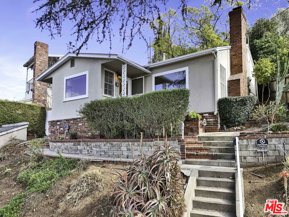 916 Highline Road Glendale, CA 91205 - Photo 2 of 57