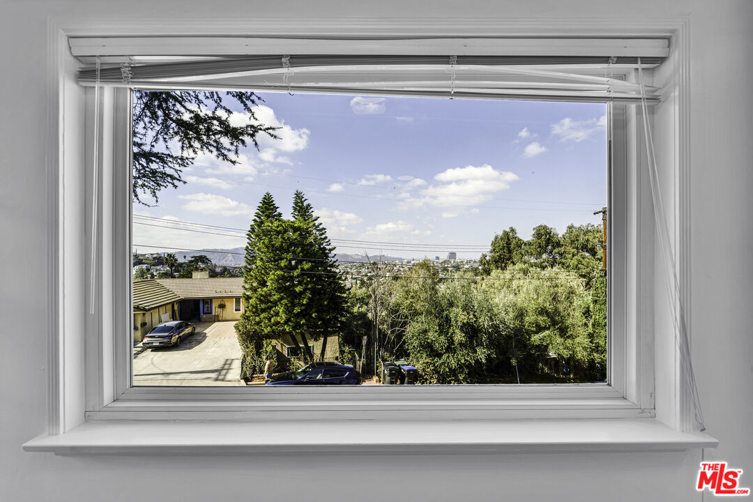 916 Highline Road Glendale, CA 91205 - Photo 40 of 57