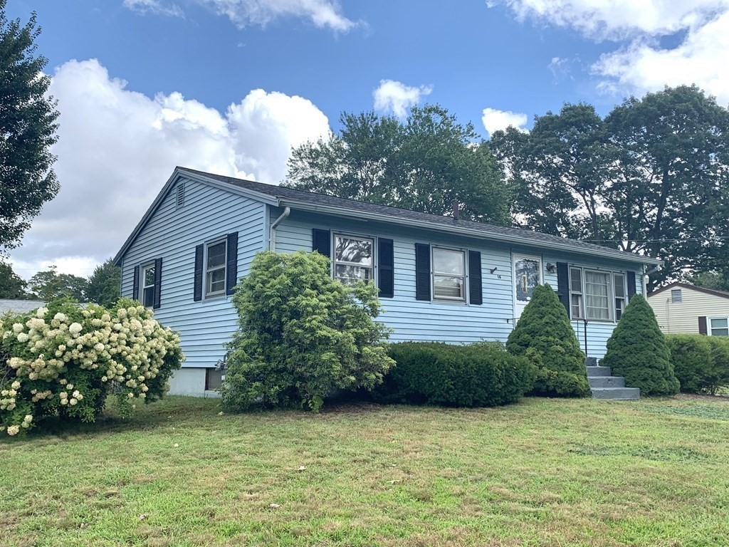 15 Foley Road Rockland, MA 02370 - Photo 2 of 25