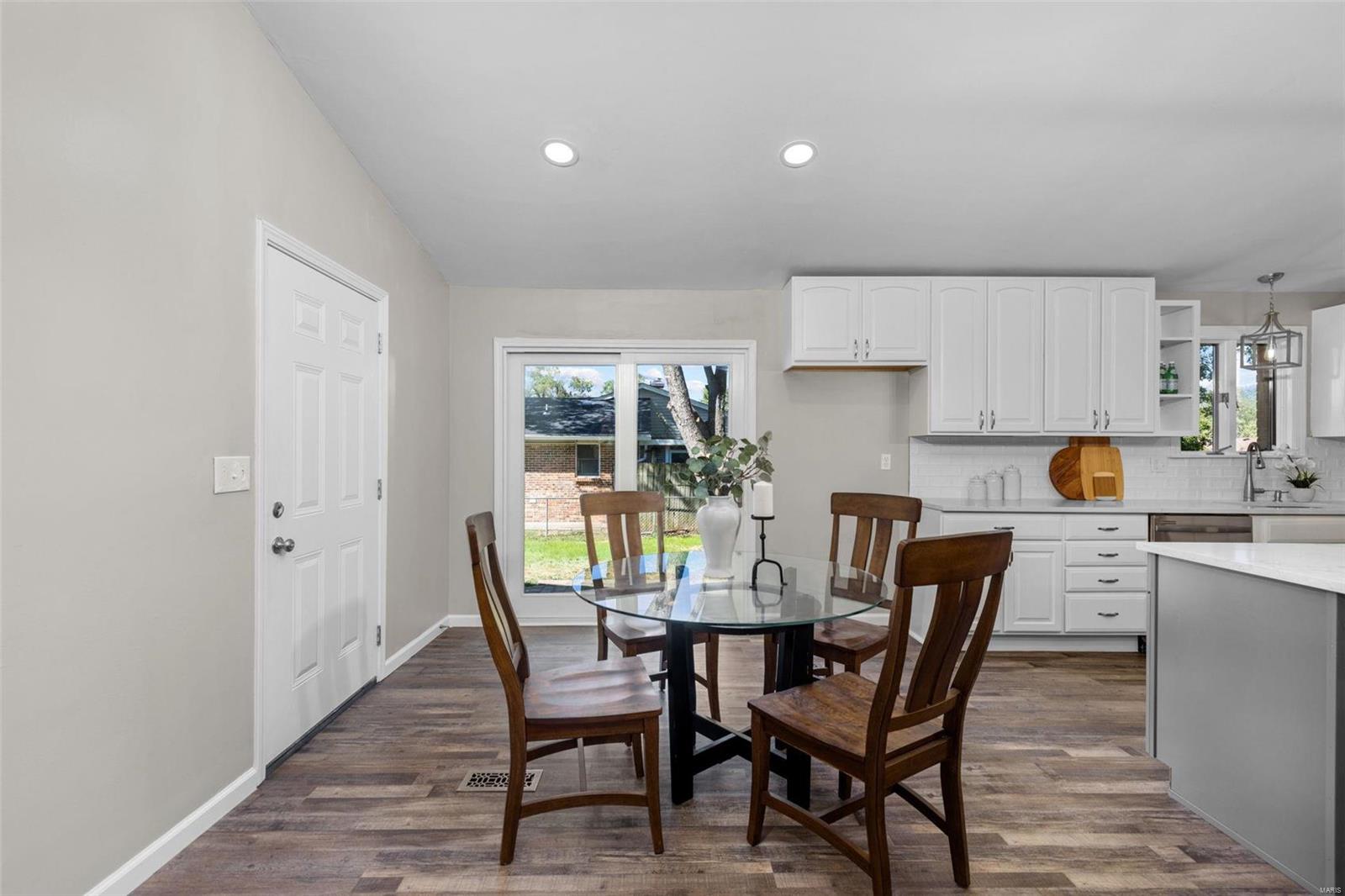 405 Hunters Ridge St. Charles, MO 63301 - Photo 17 of 50 Gallery Image 17