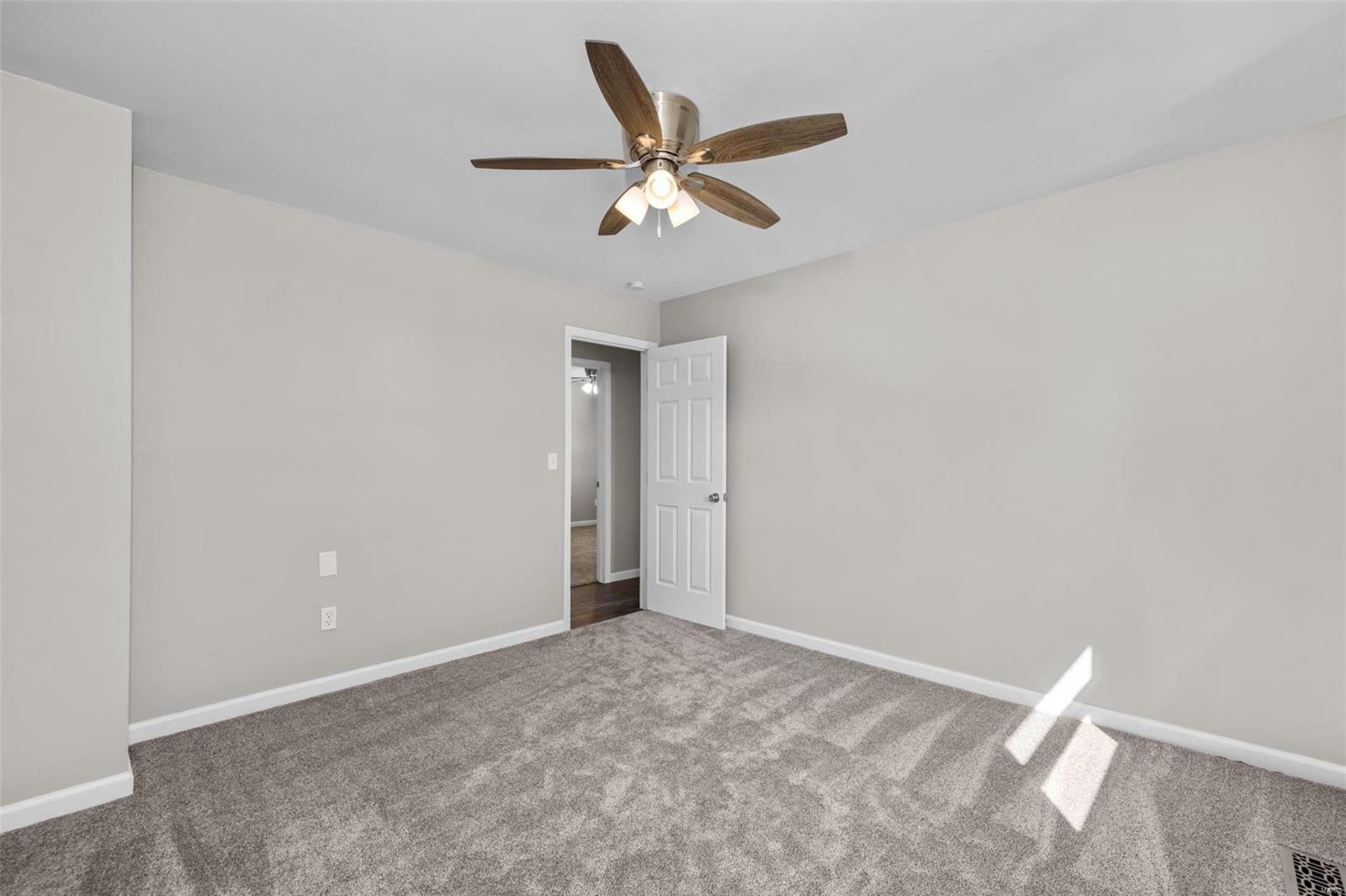 405 Hunters Ridge St. Charles, MO 63301 - Photo 20 of 50 Gallery Image 20