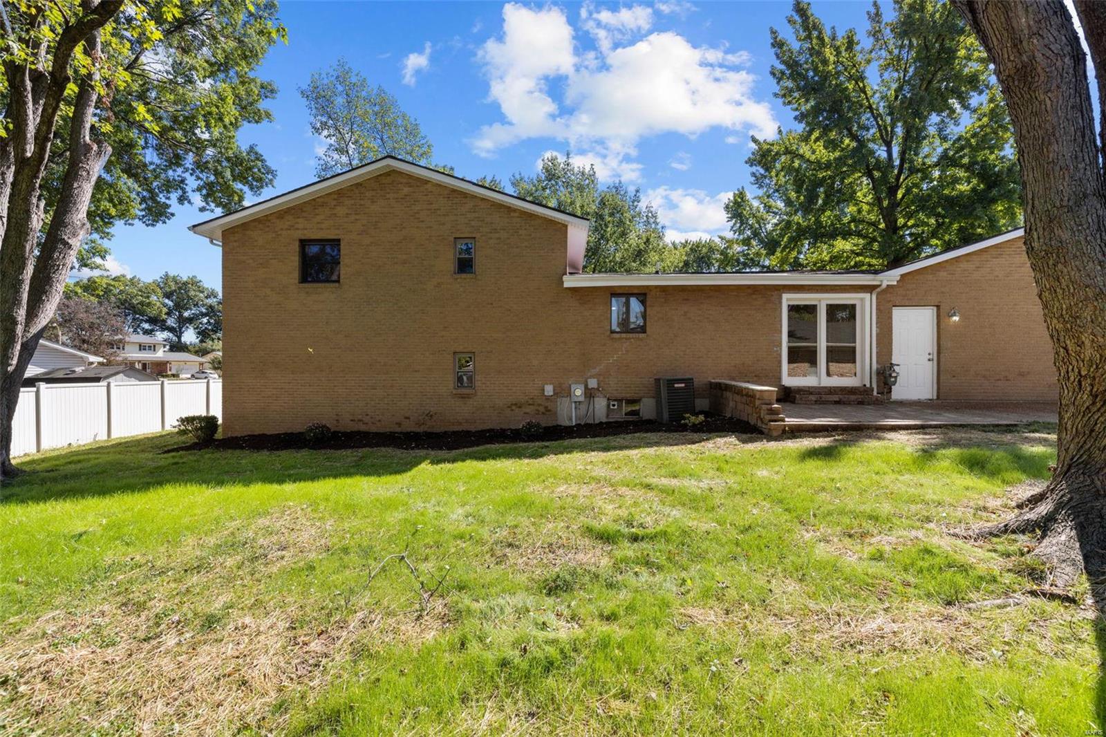 405 Hunters Ridge St. Charles, MO 63301 - Photo 43 of 50 Gallery Image 43