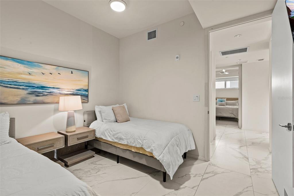 1020 Sunset Point Road, Unit 310 Clearwater, FL 33755 - Photo 19 of 86