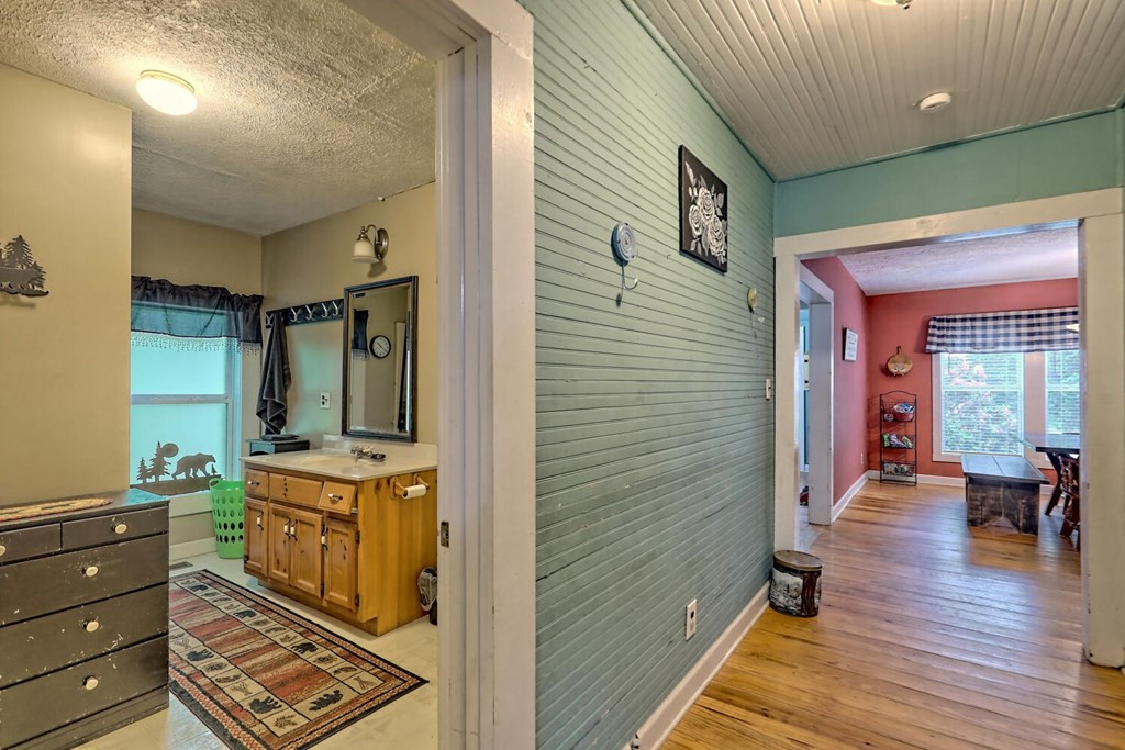 334 Wolfcreek Road Murphy, NC 28906 - Photo 38 of 63