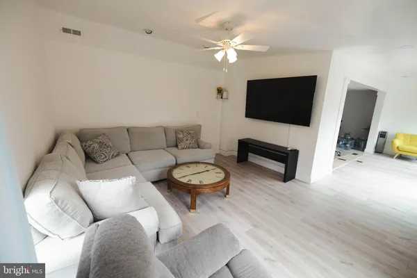 $540,000 | 7504 Brenish Drive, Gaithersburg, MD 20879