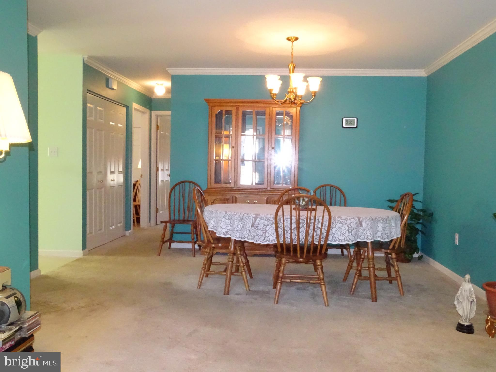 684 Kyle Road York, PA 17404 - Photo 7 of 25 Dining Area