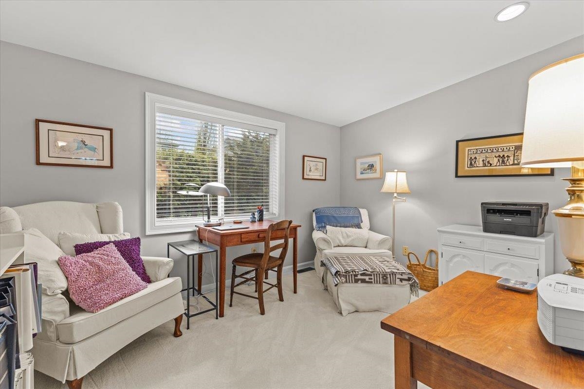 73 Park Road South Burlington, VT 05403 - Photo 37 of 53