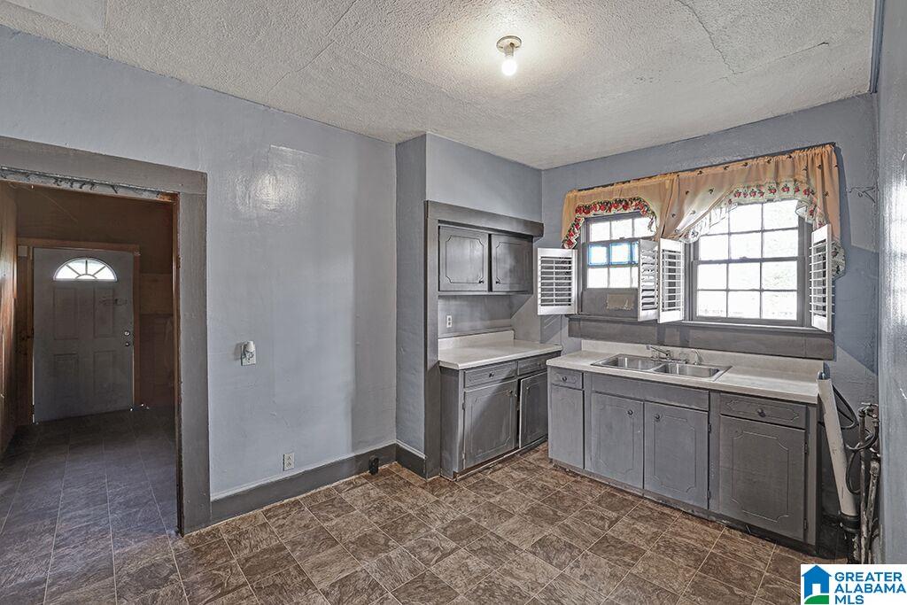 717 West 18th Street Anniston, AL 36201 - Photo 15 of 19