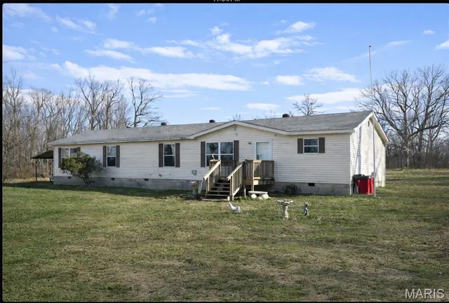 $279,900 | 420 Dairy Road, Elkland, MO 65644