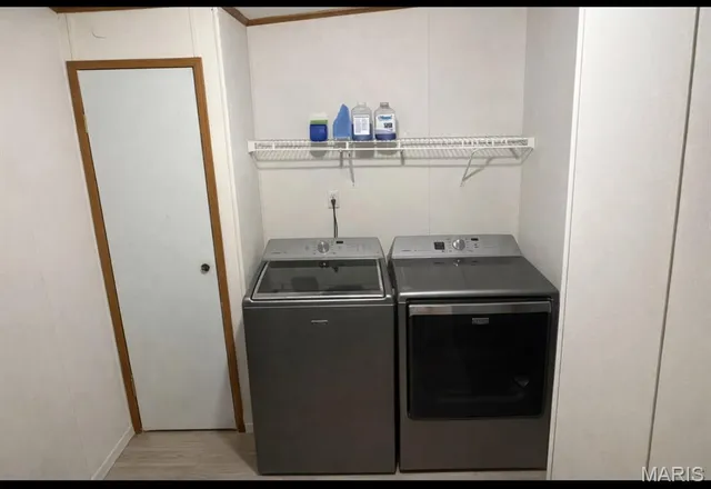 $279,900 | 420 Dairy Road, Elkland, MO 65644