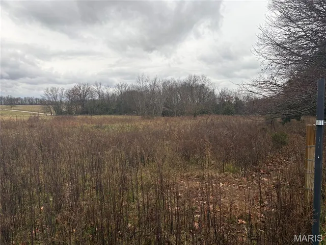 $279,900 | 420 Dairy Road, Elkland, MO 65644