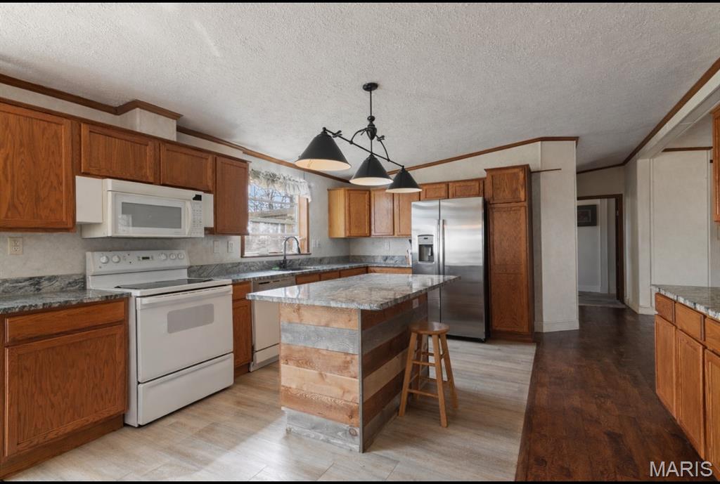 420 Dairy Road Elkland, MO 65644 - Photo 3 of 33