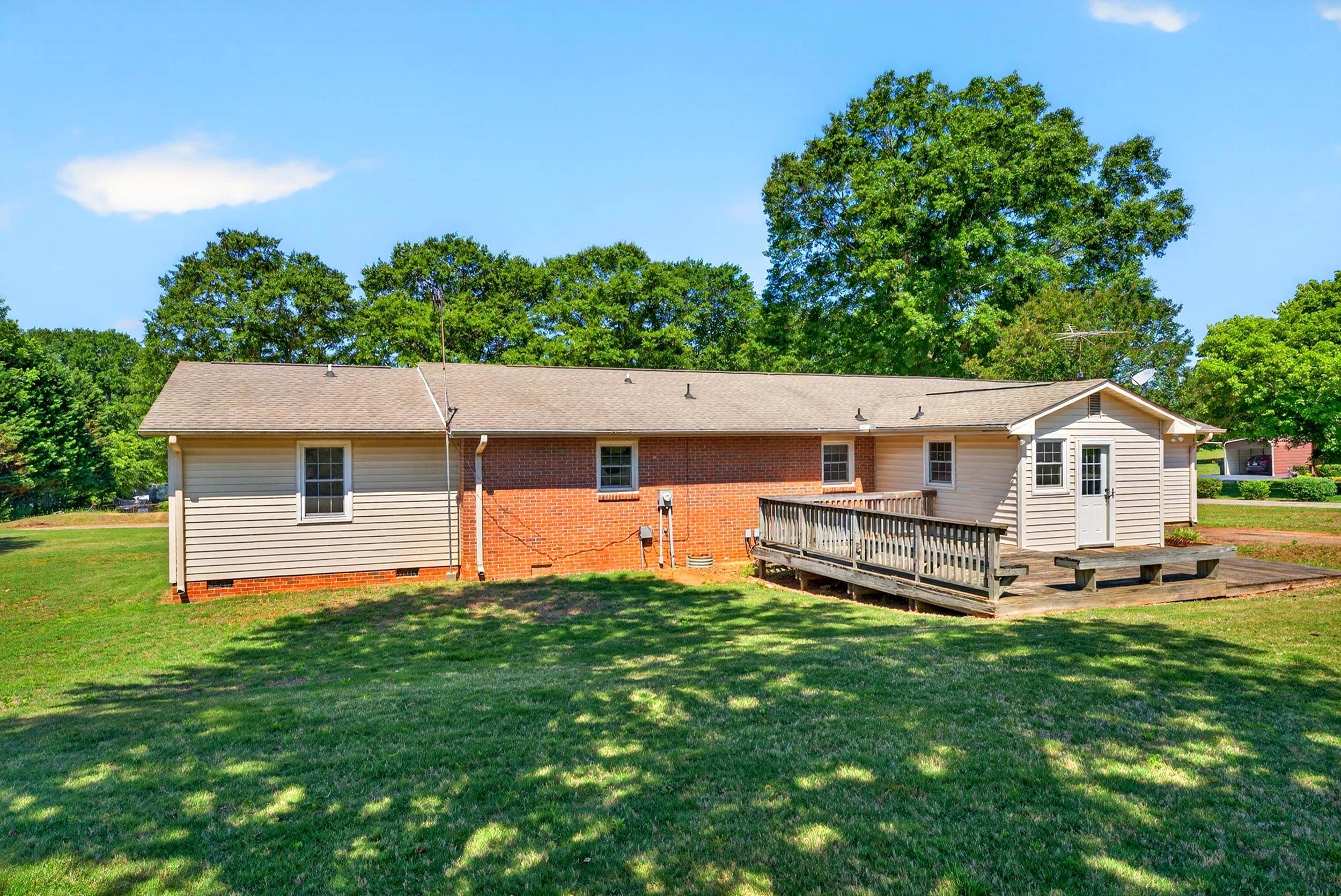 111 State Rd S-42-9220 Boiling Springs, SC 29316 - Photo 33 of 50 Gallery Image 33