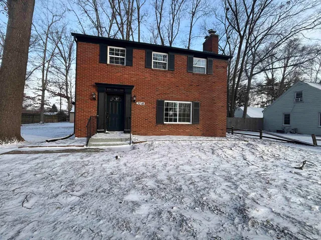 $214,900 | 3718 Spruce Drive, Fort Wayne, IN 46809