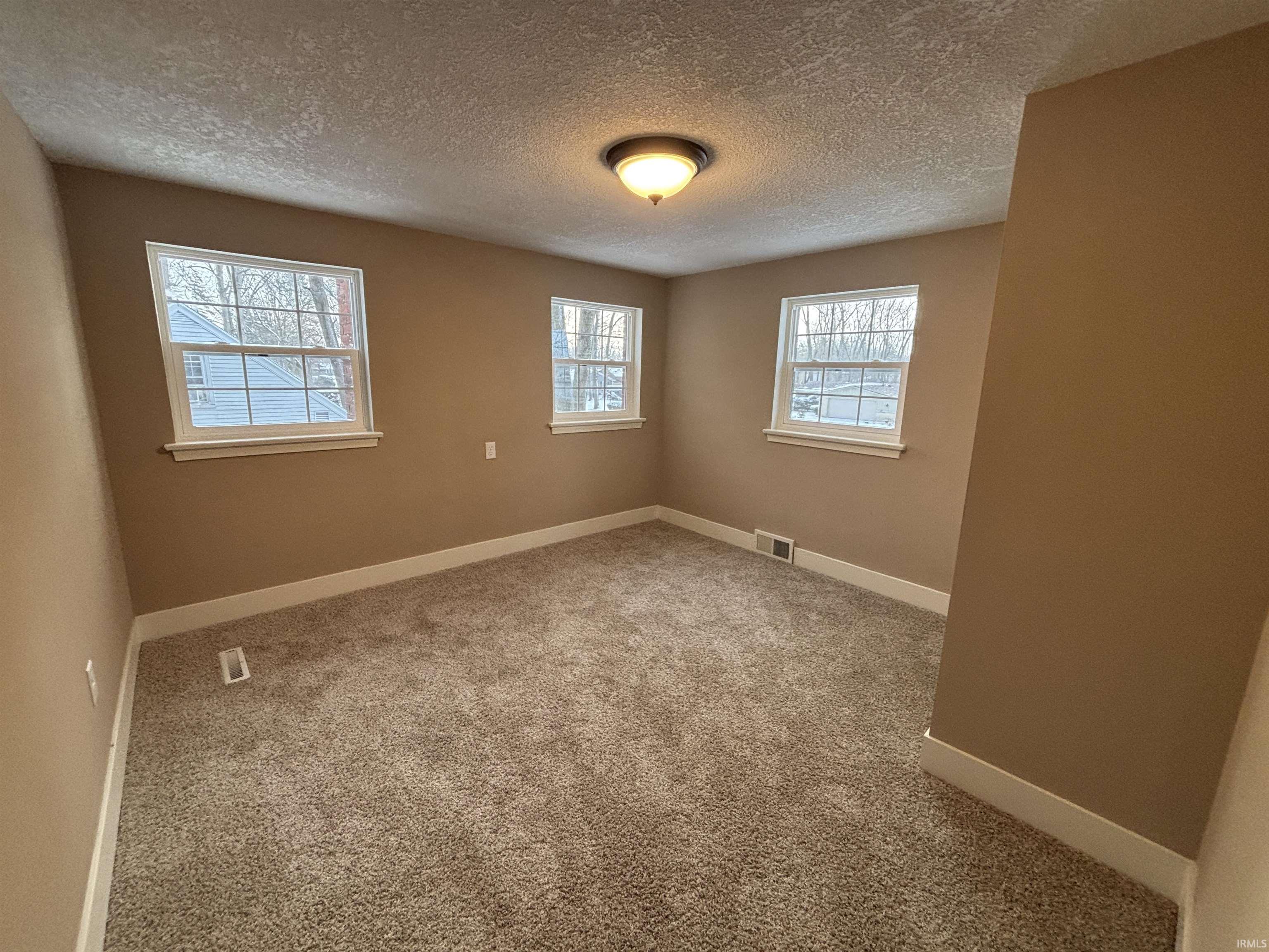 3718 Spruce Drive Fort Wayne, IN 46809 - Photo 19 of 23