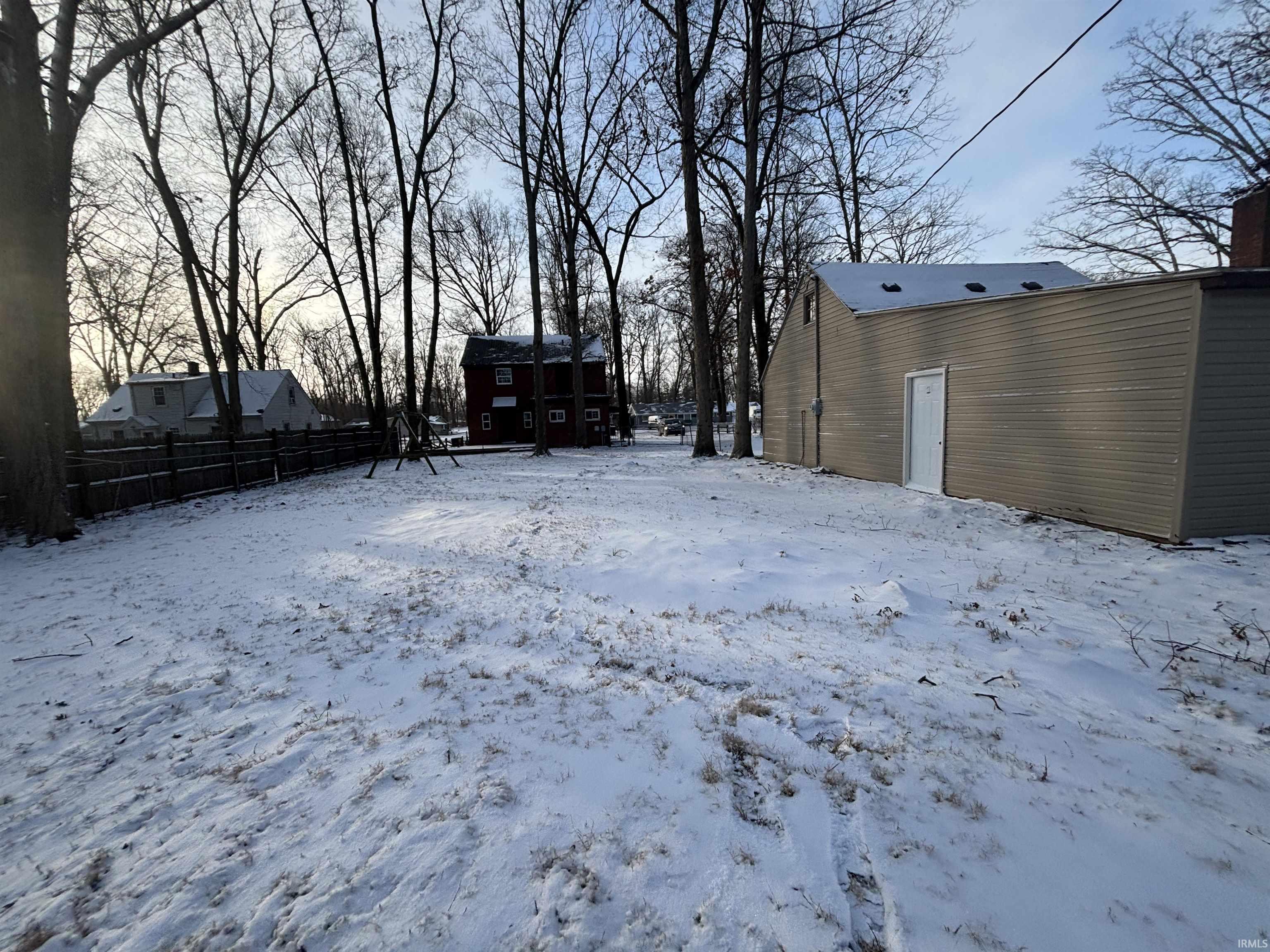 3718 Spruce Drive Fort Wayne, IN 46809 - Photo 5 of 23