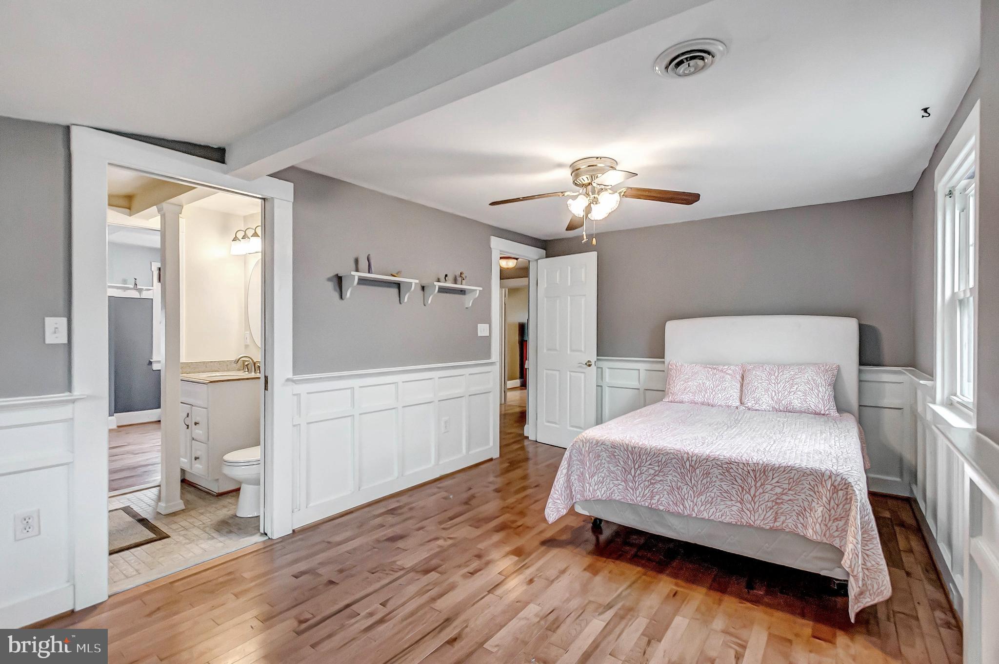 617 Murdock Road Baltimore, MD 21212 - Photo 21 of 30 Upper level bedroom