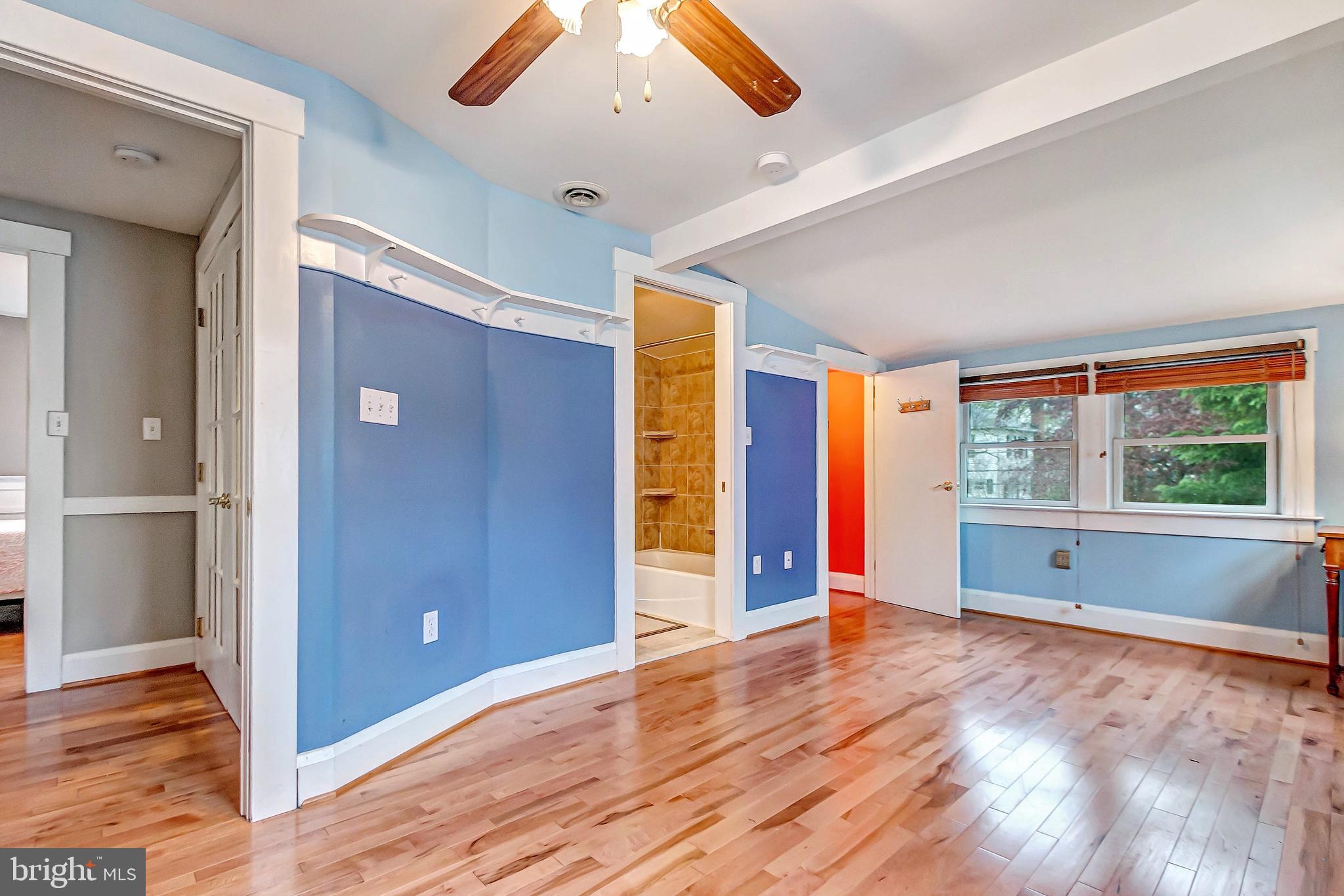 617 Murdock Road Baltimore, MD 21212 - Photo 23 of 30 Upper level bedroom