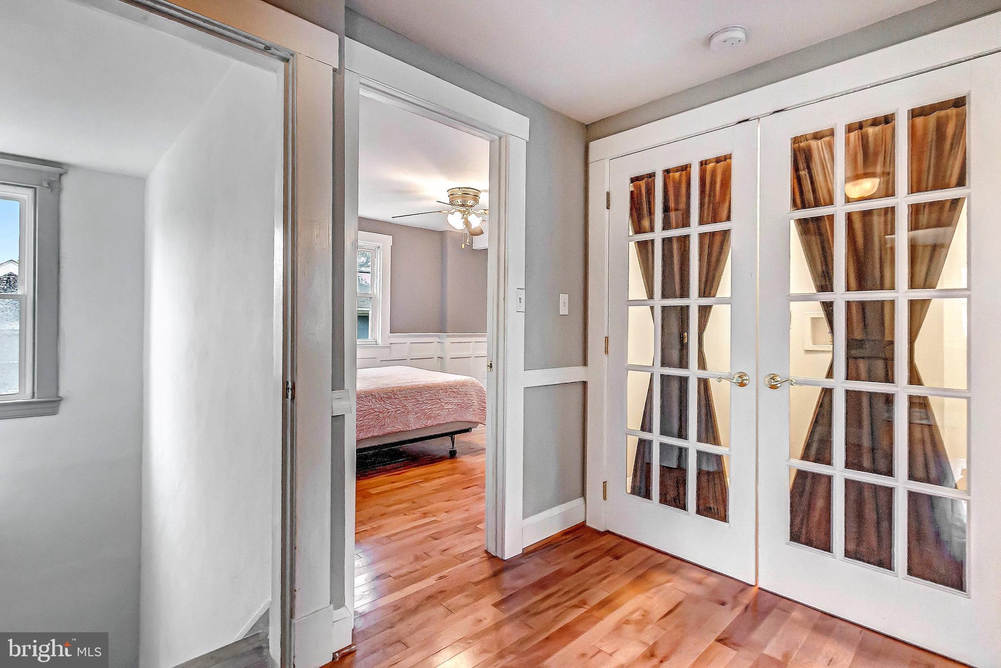 617 Murdock Road Baltimore, MD 21212 - Photo 27 of 30 Upper level laundry