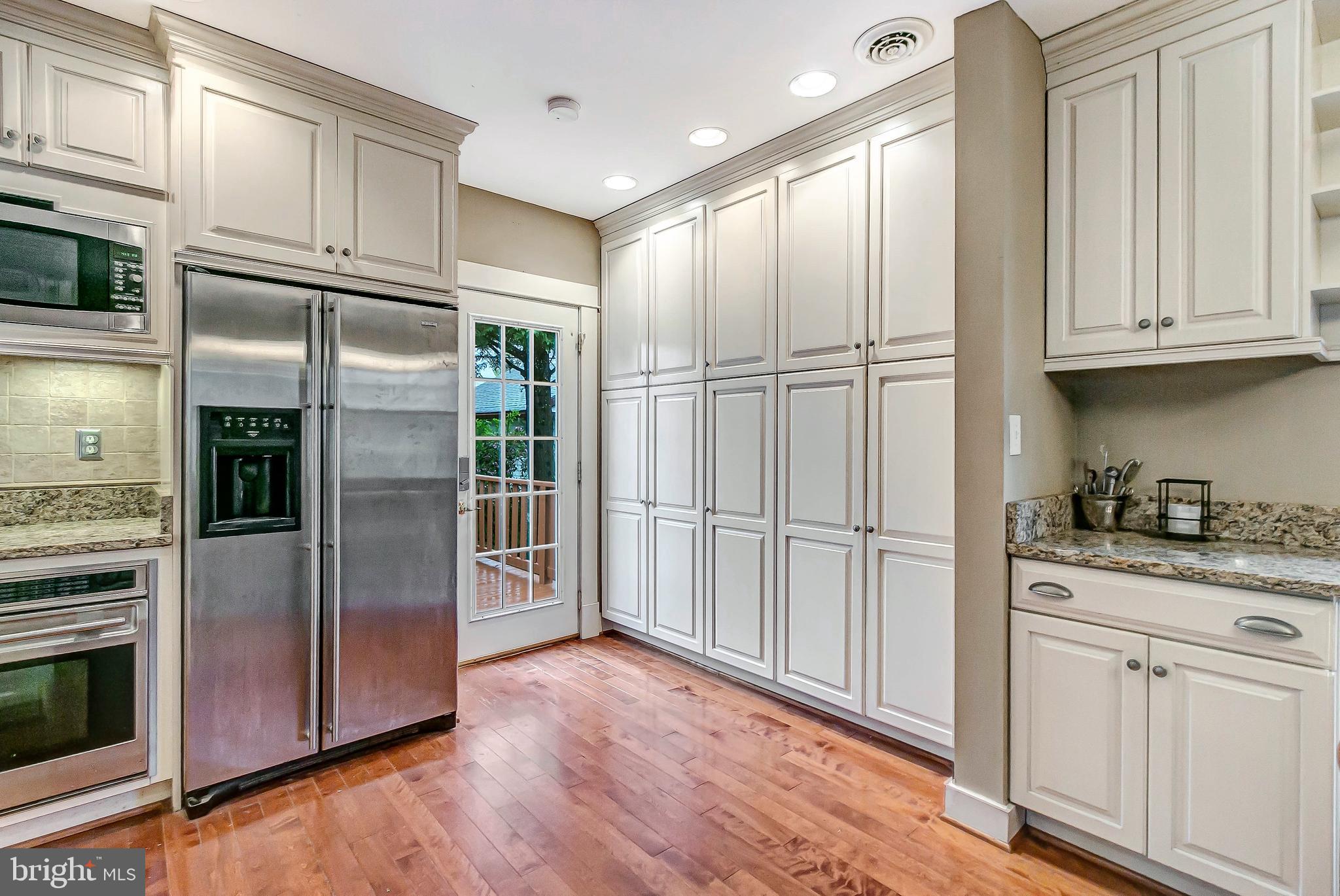 617 Murdock Road Baltimore, MD 21212 - Photo 9 of 30